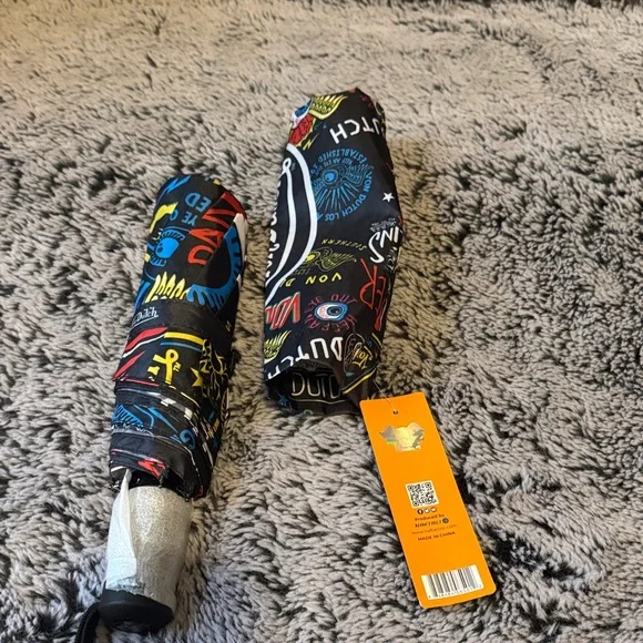 Von Dutch Black Multicolor Tattoo-Print Unisex Umbrella Sleeve - Picture 4 of 4